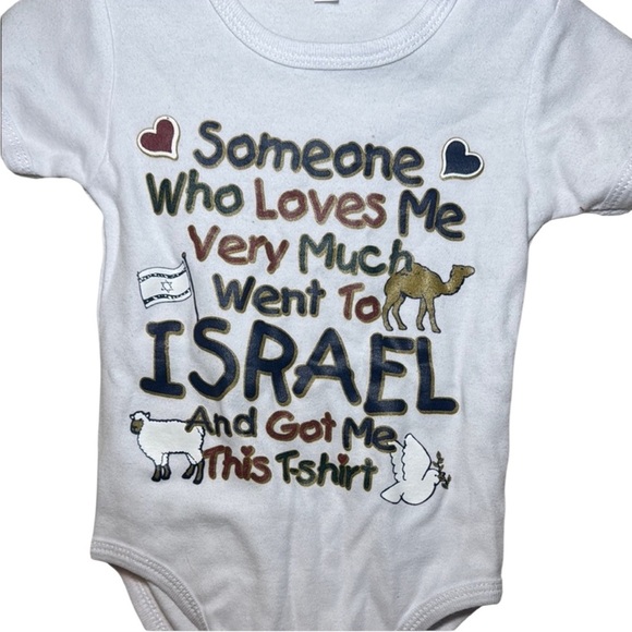 “Someone Who Loves Me Went to Israel” White Baby Onesie Size 12 Months - Picture 2 of 5